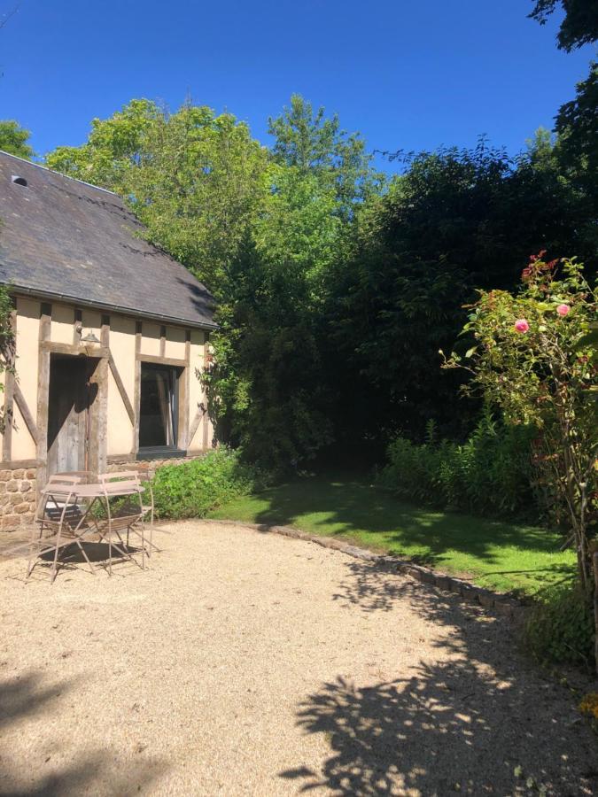 Le Clos Du Mont Jarry Le Val-Saint-Père Zewnętrze zdjęcie